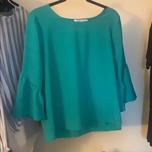 Teal top